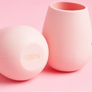 Odeme Pair of Silicone Wine Glasses, Pink